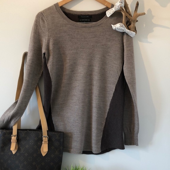 Tahari Sweaters - Tahari 100 %merino wool pullover